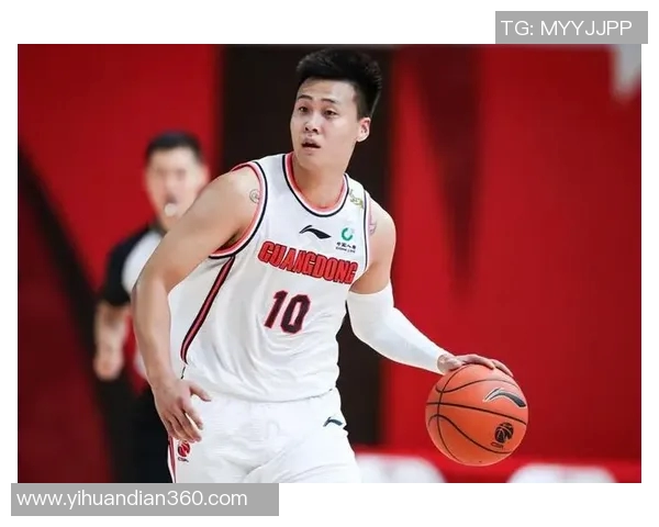 赵睿引领新时代篮球潮流展现年轻力量与团队精神的完美结合
