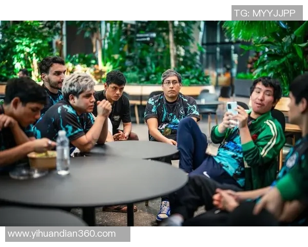 DOTA2热议:LNG战术选择引发的争议与反思分析